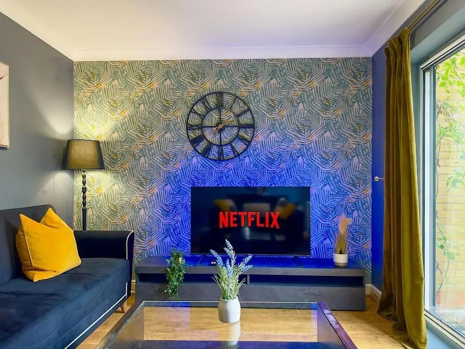 Last-Minute Reserve L Modern 2 Double Bed Apartment For 5 Guests L Hofin Stays Short Lets & Serviced Accommodation Лондон