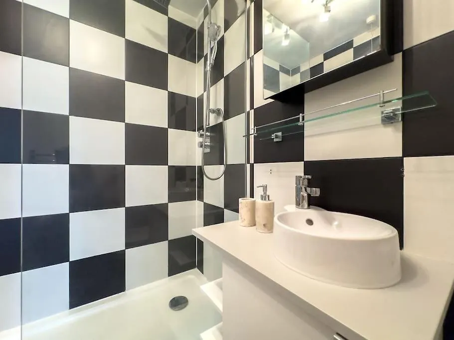 Last-Minute Reserve L Modern 2 Double Bed Apartment For 5 Guests L Hofin Stays Short Lets & Serviced Accommodation Лондон 0*,  Великобритания