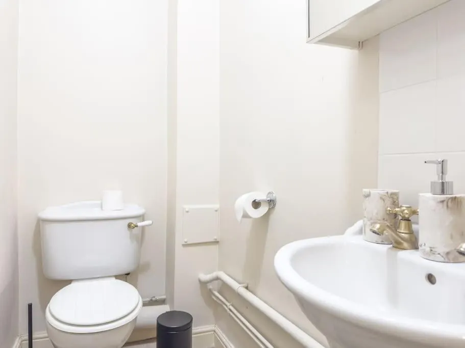 Last-Minute Reserve L Modern 2 Double Bed Apartment For 5 Guests L Hofin Stays Short Lets & Serviced Accommodation Лондон
